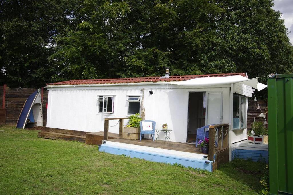 הוילה Bursledon Rockets'S Retreat מראה חיצוני תמונה